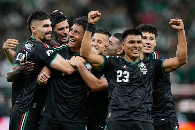 Mexico Advances World Cup Knockouts After 1-0 Win
